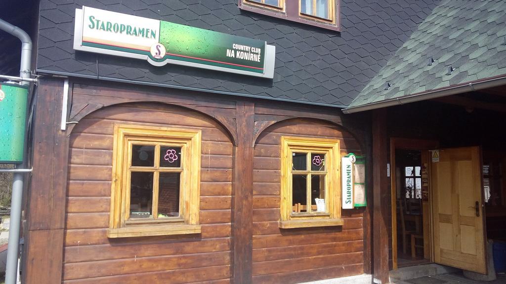 Hotel Country Club Konirna Šluknov Esterno foto